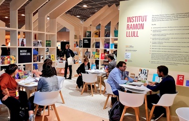 El Institut d'Estudis Baleàrics, presente un año más en la feria del libro de Frankfurt, con el Institut Ramon Llull